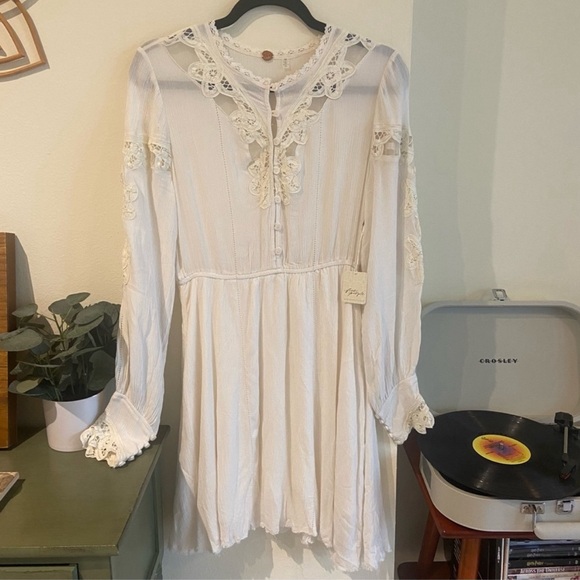 $148 NWT Free People One Paige Ivory Long Sleeve Dress Size Small - Picture 4 of 6